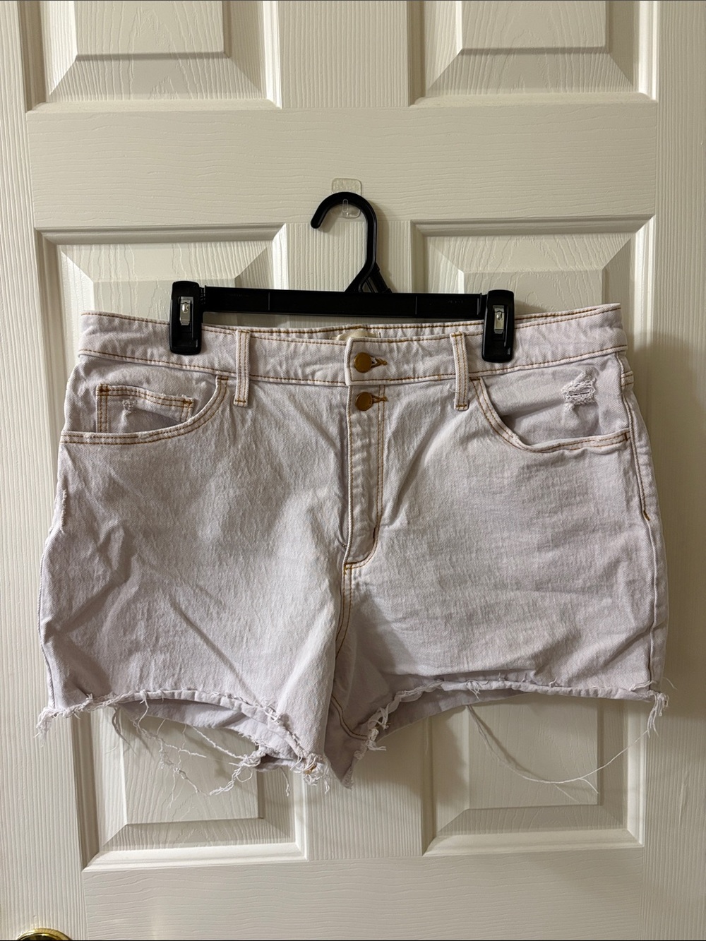 Universal Thread Light Pink High-Rise Frayed Denim Shorts